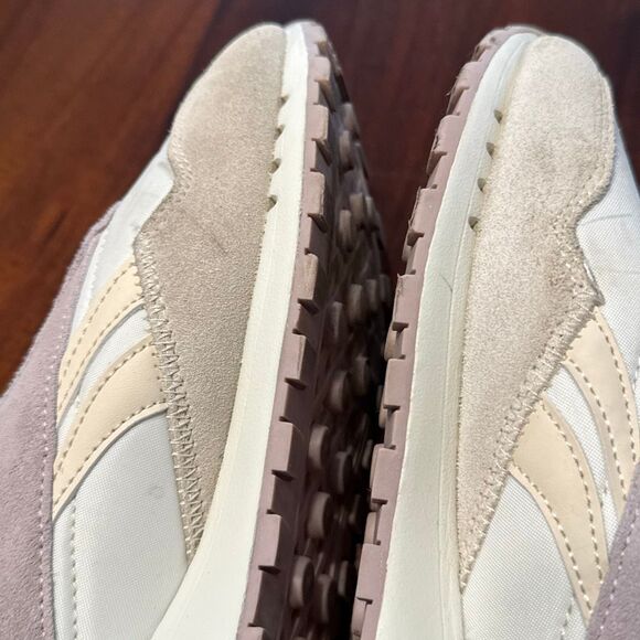 Reebok Pale Purple White Trainers Women’s Athletic Shoes US 8.5 - Picture 7 of 9